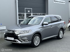 Mitsubishi Outlander - 2.4 PHEV Aut. Trekhaak , LED, Compleet