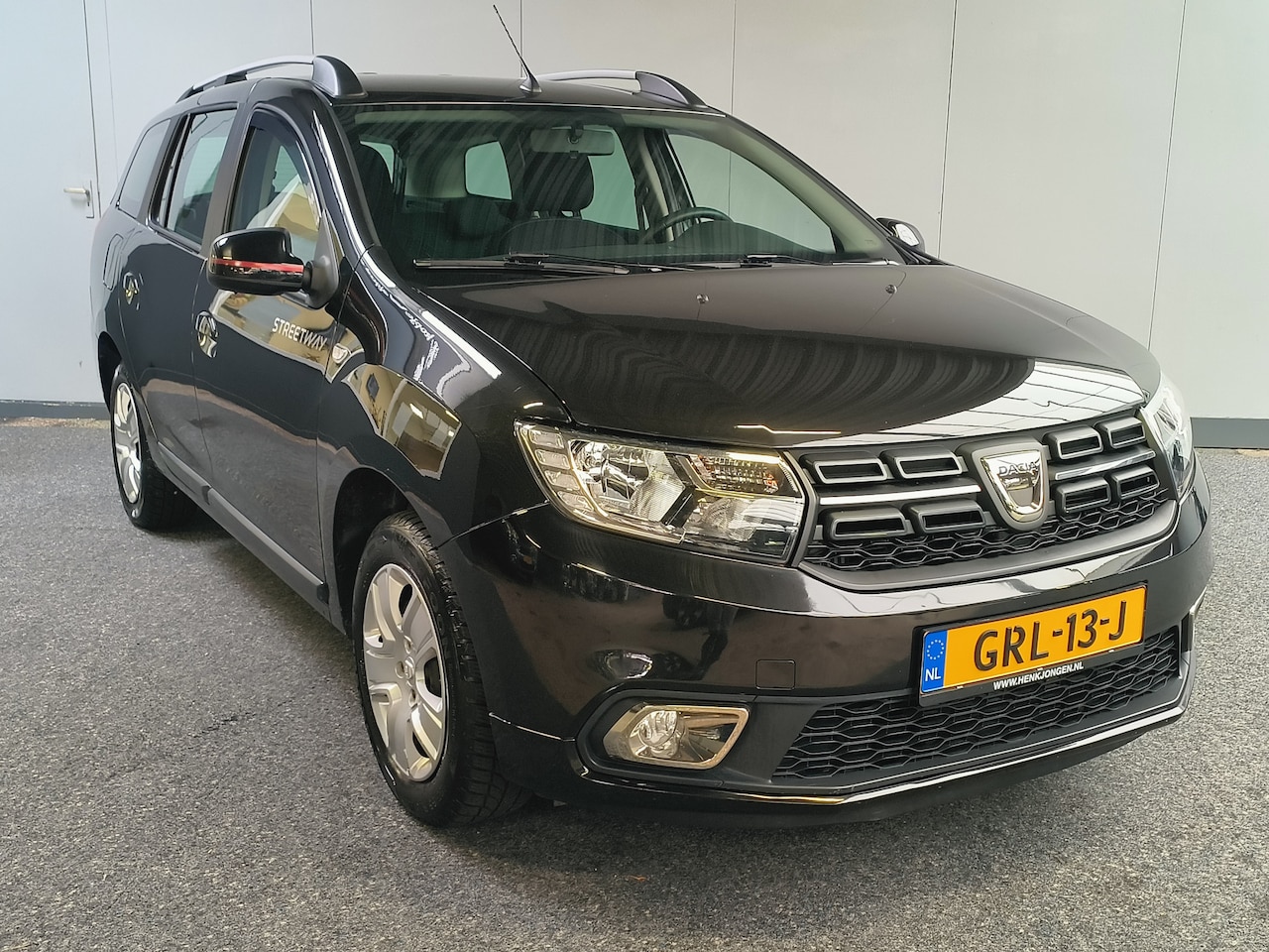 Dacia Logan MCV - 0.9 TCe Streetway Comfort uit 2020 Rijklaar + 12 maanden Bovag-garantie Henk Jongen Auto's - AutoWereld.nl