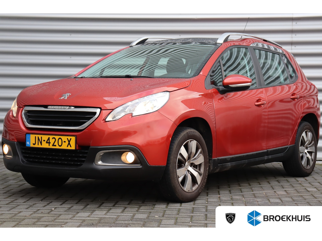 Peugeot 2008 - 1.2 PURETECH 83PK BLUE LION / NAVI / CLIMA / LED / PDC / 16" LMV / PANO. DAK / BLUETOOTH / - AutoWereld.nl