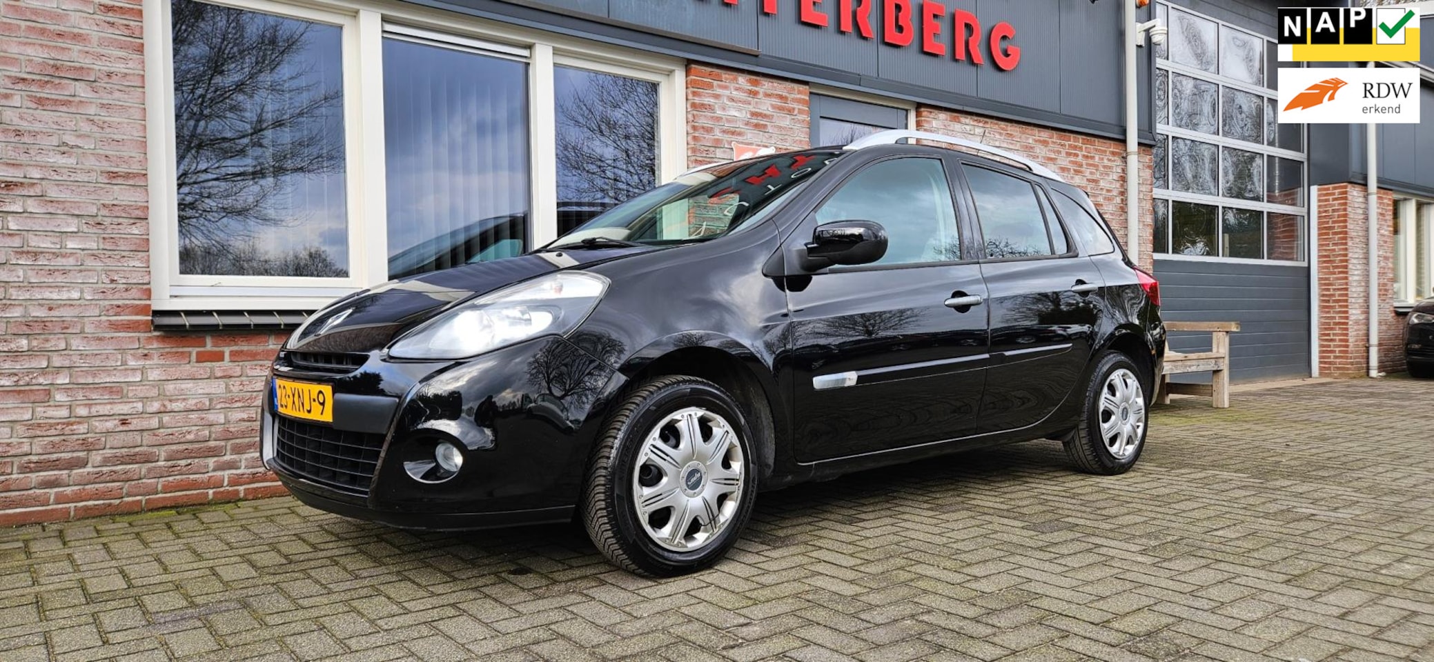 Renault Clio Estate - 1.2-16V Authentique Trekhaak! Airco! Cruise Control! Nette Auto! - AutoWereld.nl