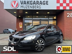 Volvo V40 - 1.5 T2 Momentum // NAVI // CAMERA // TREKHAAK // CLIMA // CRUISE // LED KOPLAMPEN