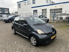 Toyota Aygo - 1.0-12V +