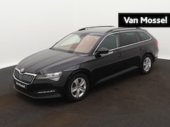 Skoda Superb Combi - 1.6 TDI Style Business | ELEK.STOEL | STOELVERWARMING | CAMERA | NAVIGATIE | KEYLESS | PAR