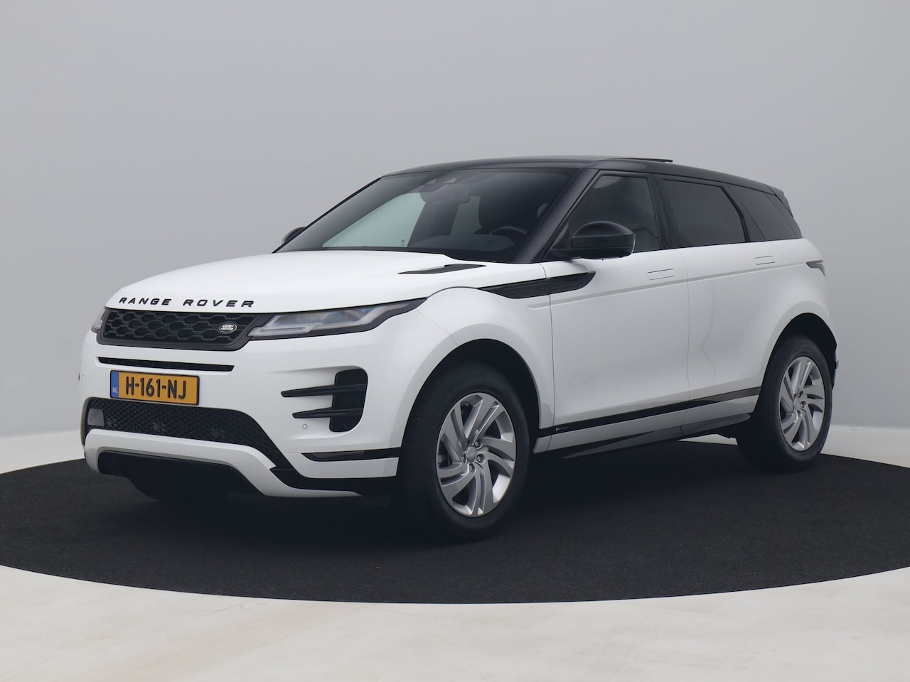 Land Rover Range Rover Evoque - 2.0 P200 AWD S | 360º | PANO | ADAPTIVE | MERIDIAN | STOEL- EN STUURVERW. | TREKHAAK - AutoWereld.nl