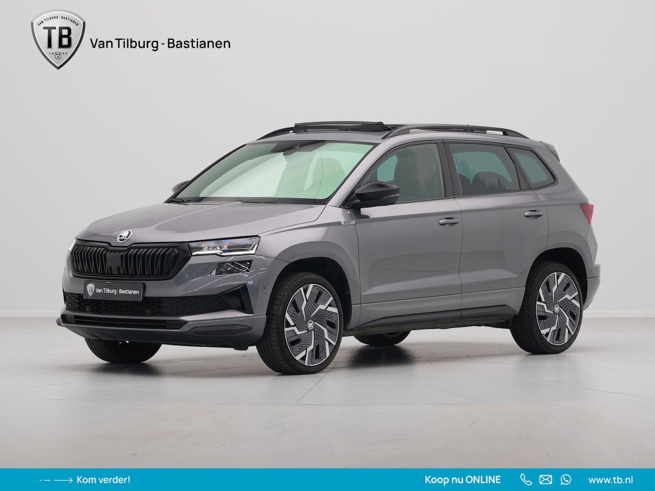 Skoda Karoq - 1.5 TSI ACT Sportline Business Panorama Trekhaak 360 Camera Stoelverwarming - AutoWereld.nl