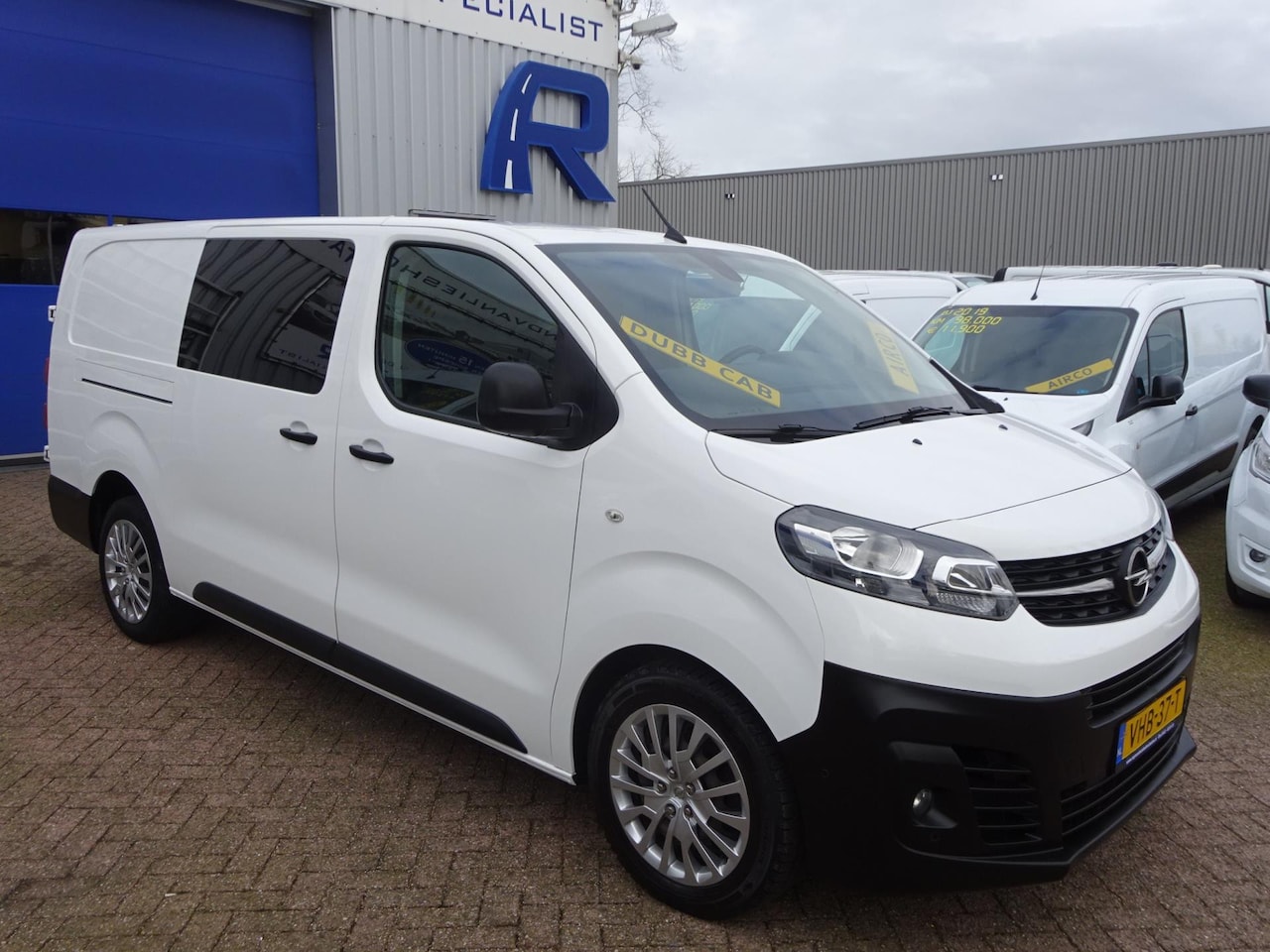 Opel Vivaro - 2.0 CDTI L3H1 DUBBELE CABINE NAVI 6 ZITPLAATSEN - AutoWereld.nl