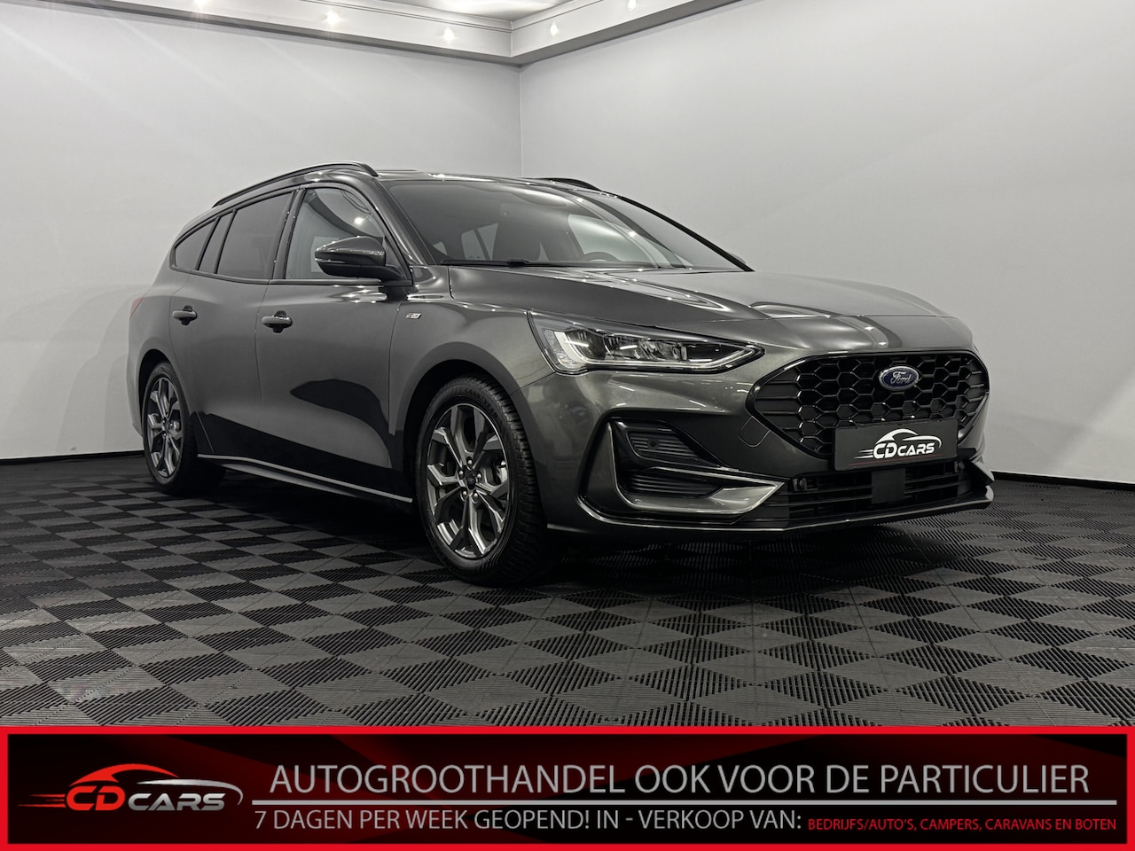 Ford Focus - 1.0 EcoBoost Hybrid ST Line Clima, Camera, Navi, Virtual desk, Keyless start, Winterpakket - AutoWereld.nl