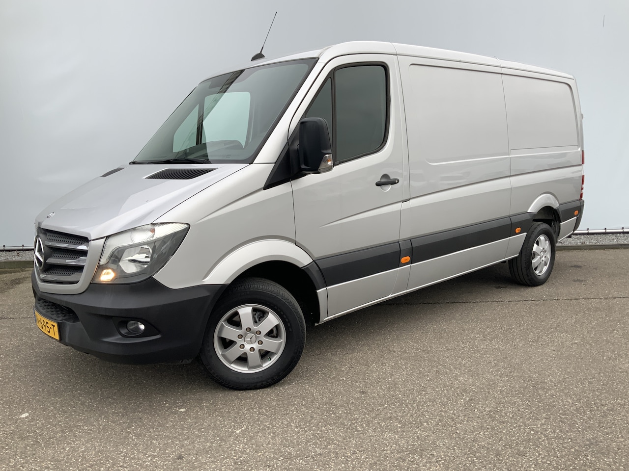 Mercedes-Benz Sprinter - 313 2.2 CDI 366 l2 h1 Airco Cruise Navi 3 Zits Trekhaak 2800 kg Euro 5 - AutoWereld.nl