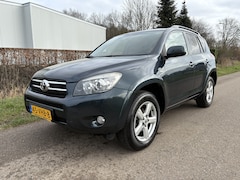 Toyota RAV4 - 2.2 D4-D D-CAT Executive / GRIJS KENTEKEN / MARGE / 195dkm NAP