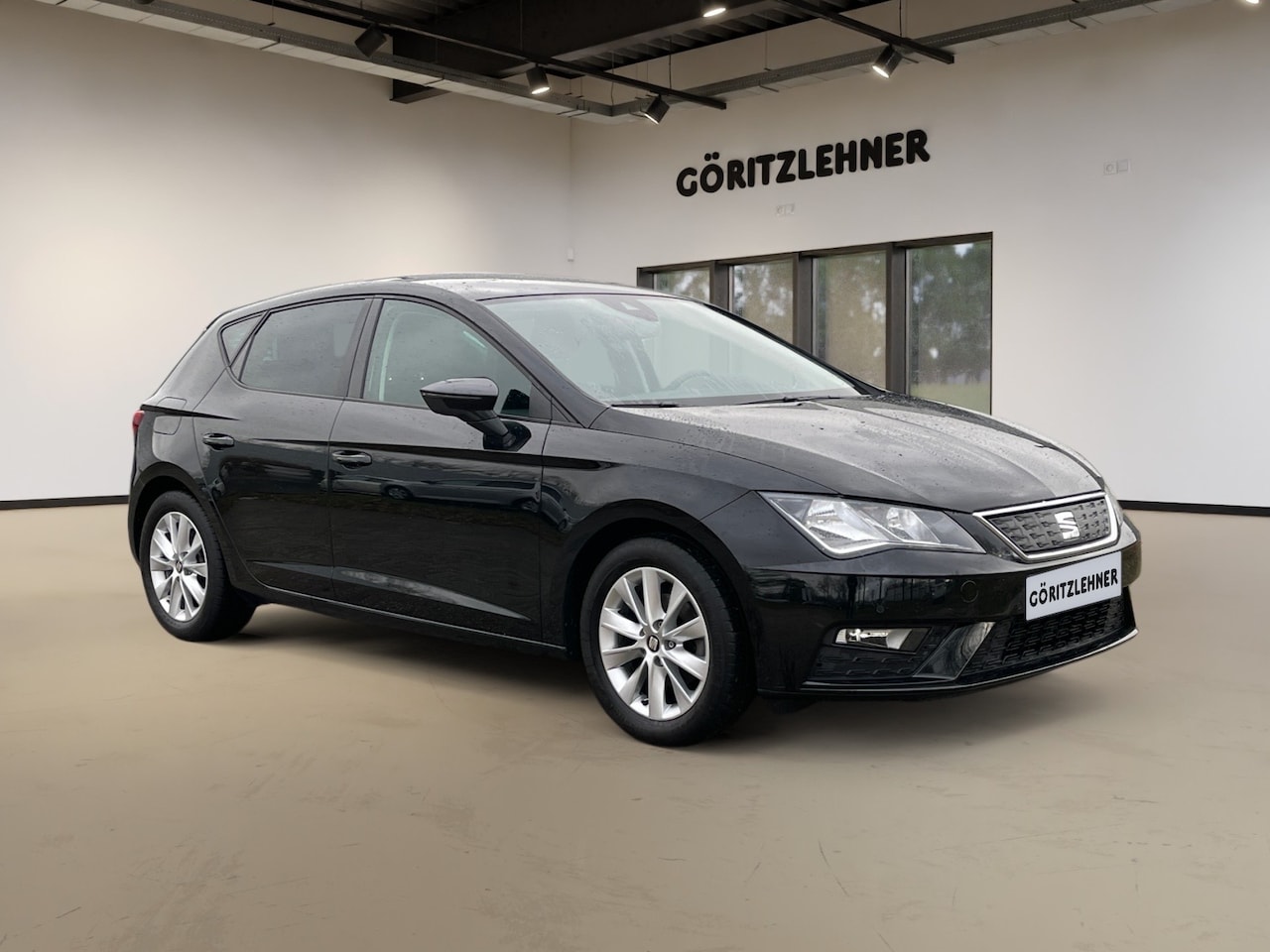 Seat Leon - 1.0 EcoTSI Style Business Intense Parkeersensoren voor en achter - AutoWereld.nl