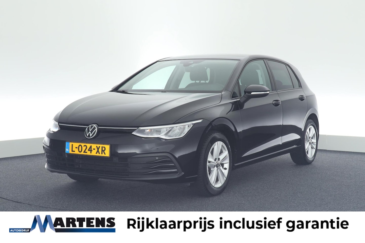 Volkswagen Golf - 1.0 TSI 110pk H6 Life Virtual Cockpit Navigatie - AutoWereld.nl