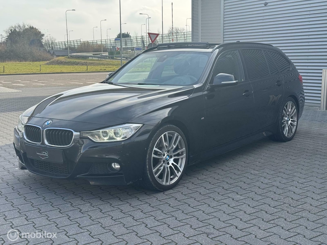 BMW 3-serie Touring - 320d High Executive Upgrade| Sportplus - AutoWereld.nl