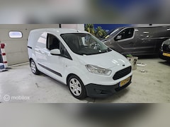 Ford Transit Courier - 1.5 TDCI Airco Navi P.sensoren