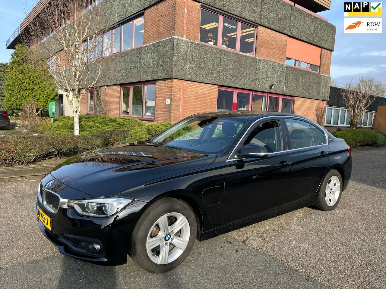 BMW 3-serie - 330e Centennial Executive Dealerauto Trekhaak Comfort pack N.A.P - AutoWereld.nl