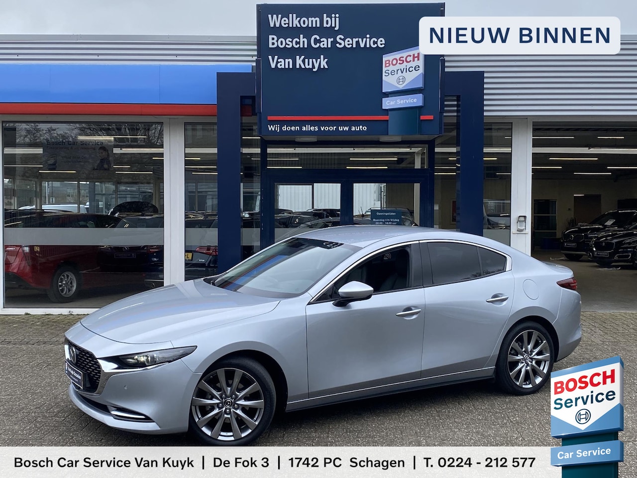 Mazda 3 - 2.0 e-SkyActiv-X M Hybrid 180 Luxury / NL-Auto / 1e Eigenaar! / Dealer onderhouden / 180 P - AutoWereld.nl