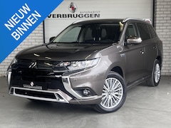 Mitsubishi Outlander - 2.4 PHEV Pure+ | Trekhaak | PDC V+A | Carplay | Camera | All-in rijklaarprijs