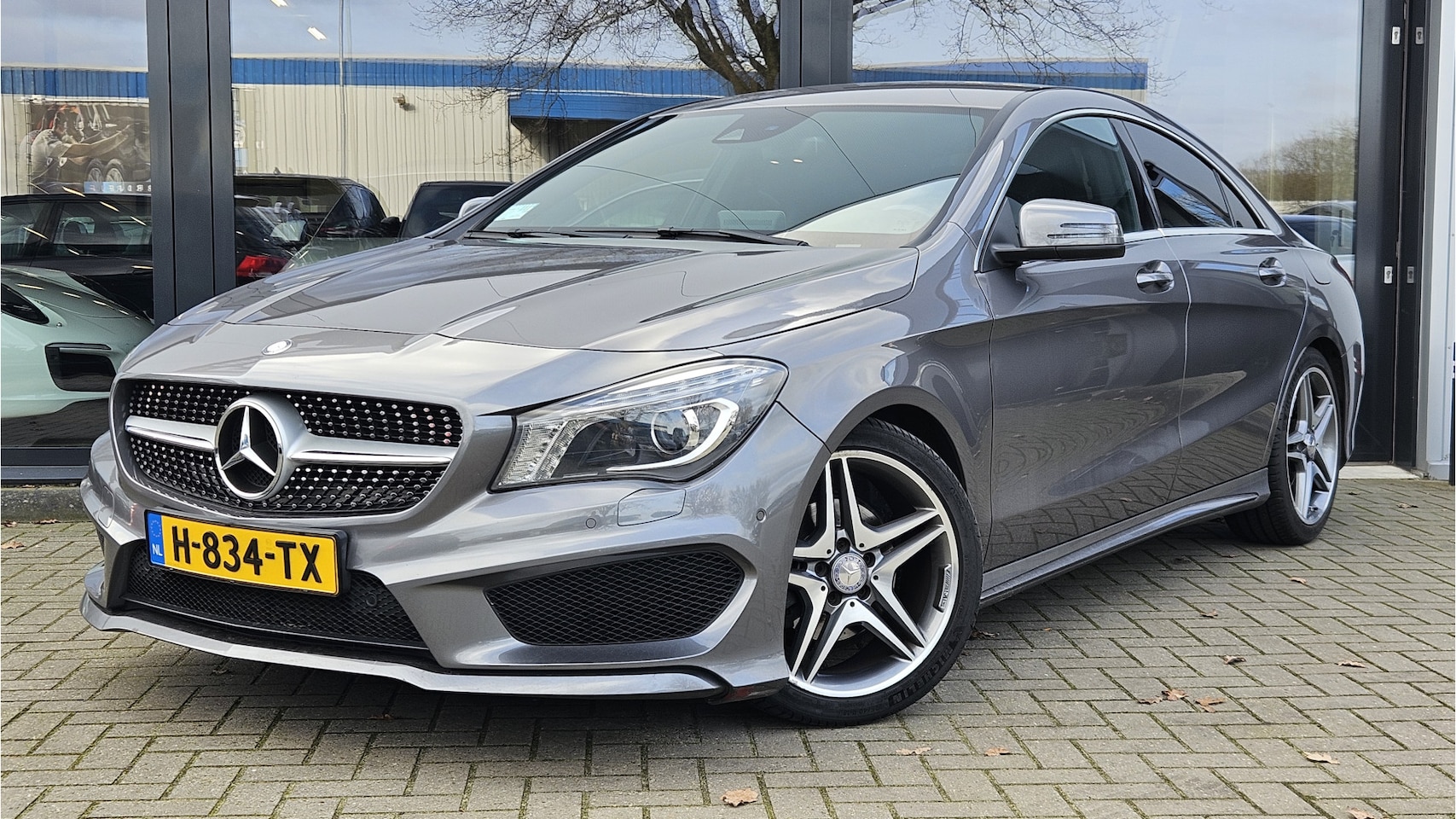 Mercedes-Benz CLA-Klasse - 180 AMG Styling + XENON + CAMERA + MEMORY - AutoWereld.nl