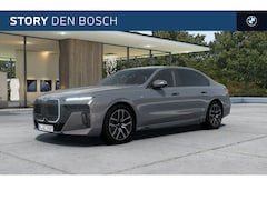 BMW 7-serie - 750e xDrive High Executive M Sport Automaat / Panoramadak Sky Lounge / Multifunctionele st