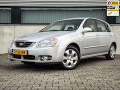 Kia Cerato - 2.0-16V EX | Clima | 40dkm | Trekhaak | Cruise | Metalic | Elektr. ramen | 1 eig. |