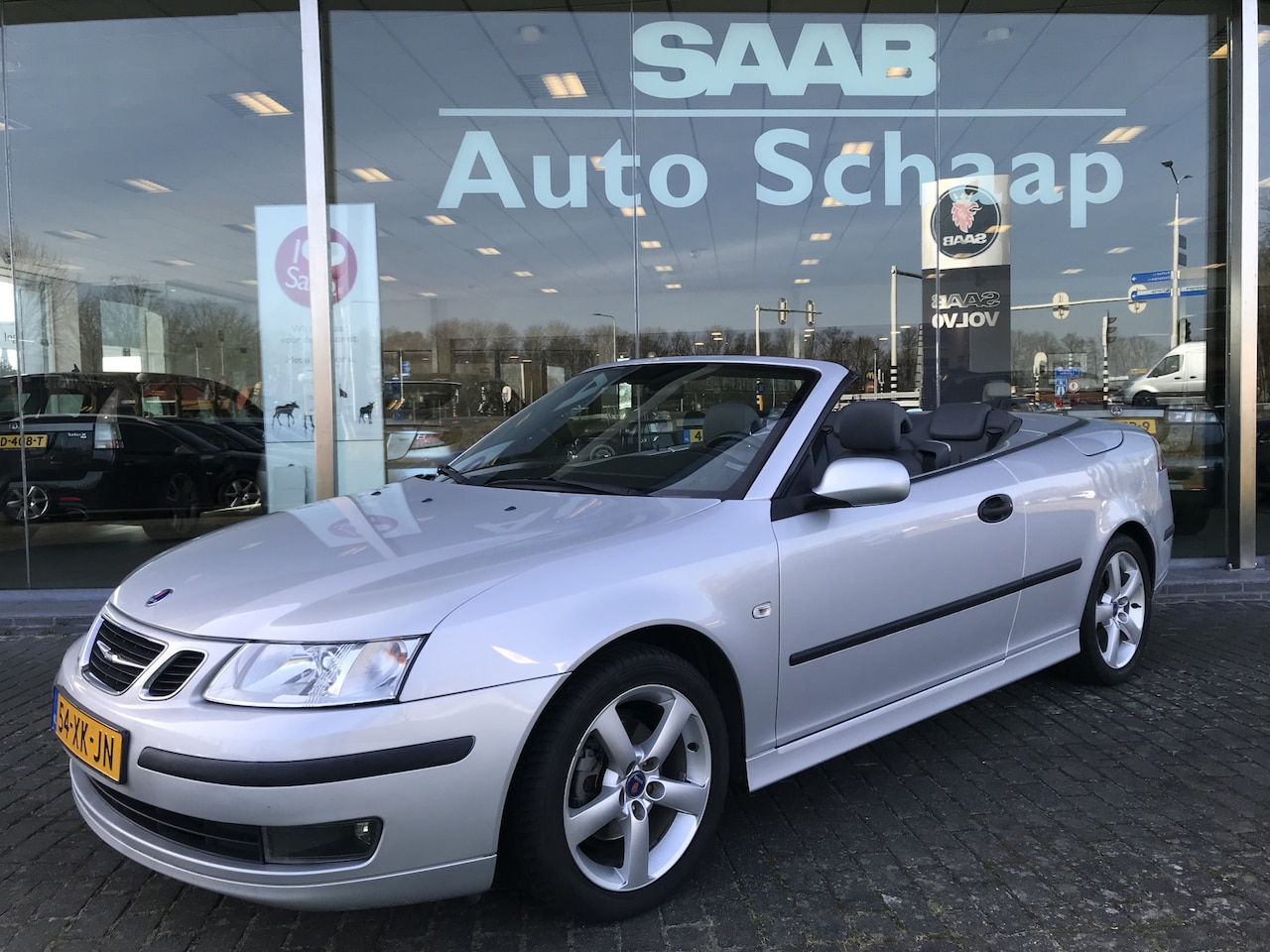 Saab 9-3 Cabrio - 1.8t Vector Automaat | Rijklaar incl garantie | Kap 2024 Trekhaak Stoelverwarming Hirsch 1 - AutoWereld.nl