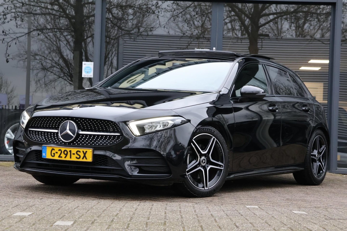 Mercedes-Benz A-klasse - 180 Busin Solution AMG Night|Panorama| - AutoWereld.nl