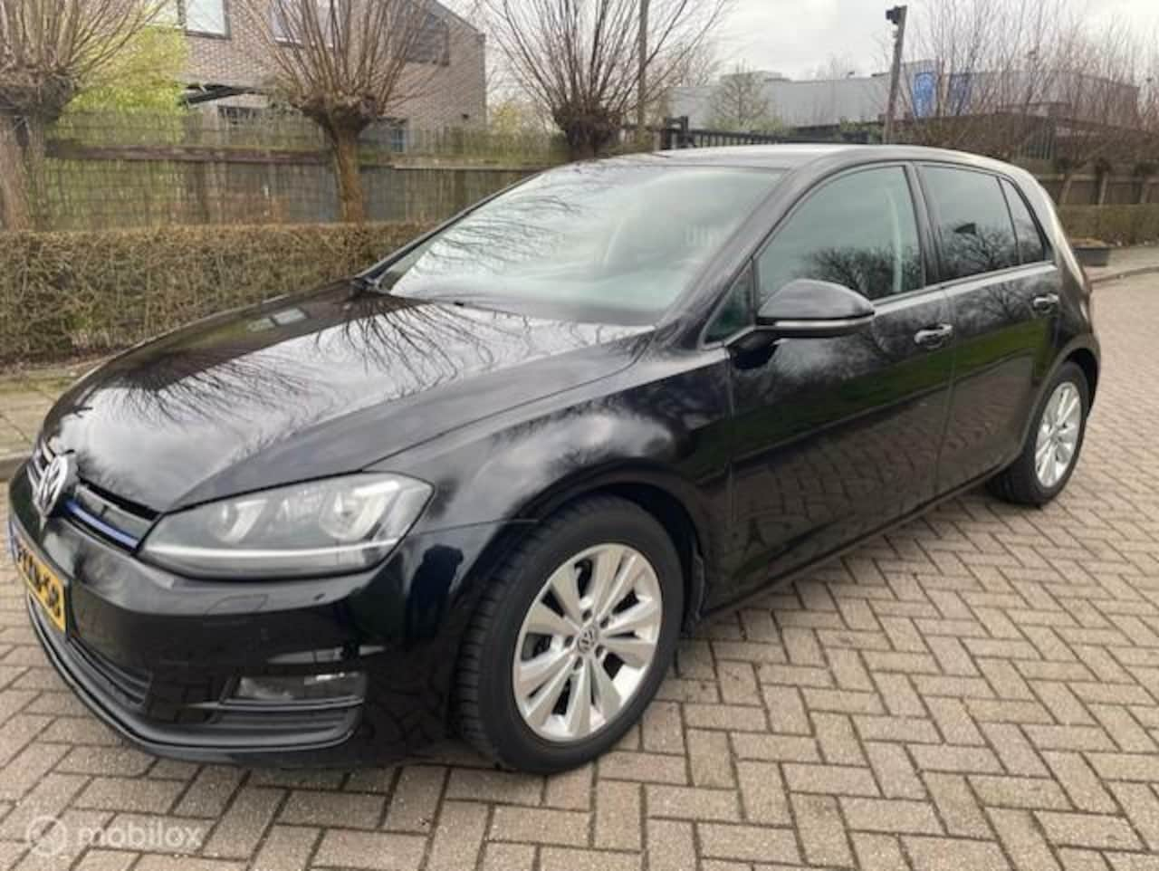 Volkswagen Golf - 1.6 TDI Highline BlueMotion 1.6 TDI Highline BlueMotion - AutoWereld.nl