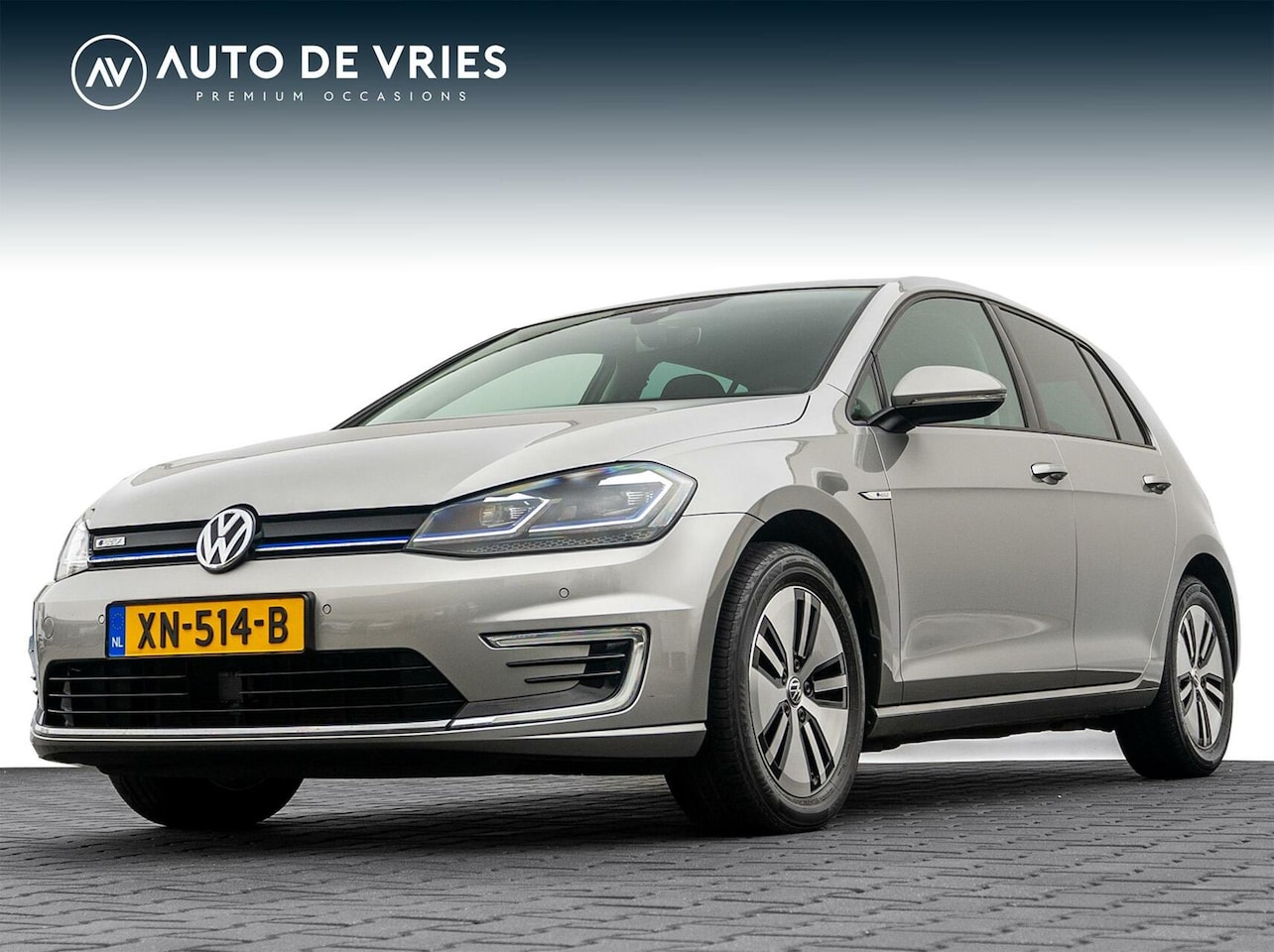 Volkswagen e-Golf - 36kWh | Virtual cockpit | Navigatie | Warmtepomp | Full LED - AutoWereld.nl