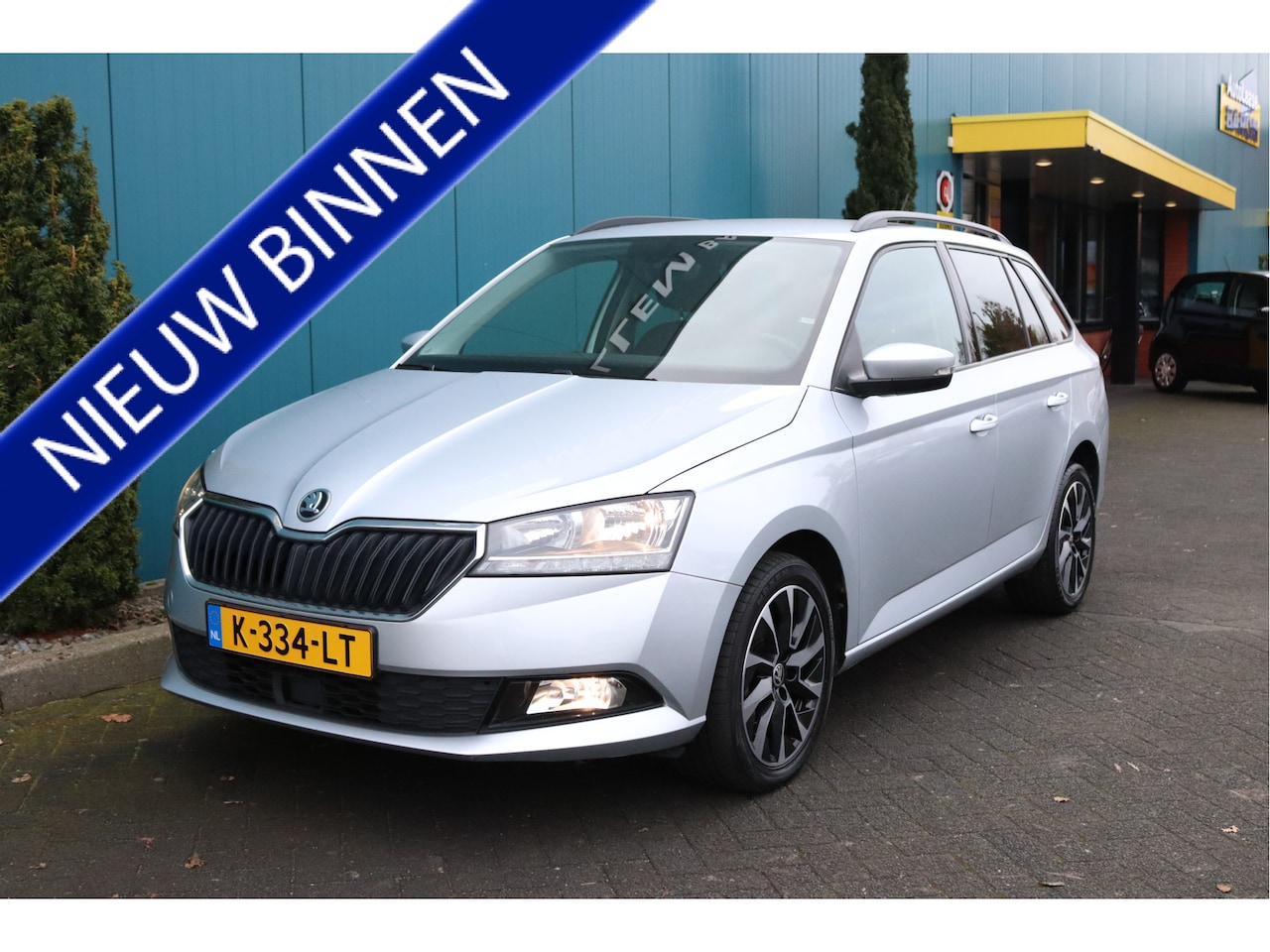 Skoda Fabia Combi - 1.0 TSI Business Edition ECC|CRUISE|CARPLAY|KEYLESS|NAV|PDC|LMV|DAB 1'EIG - AutoWereld.nl