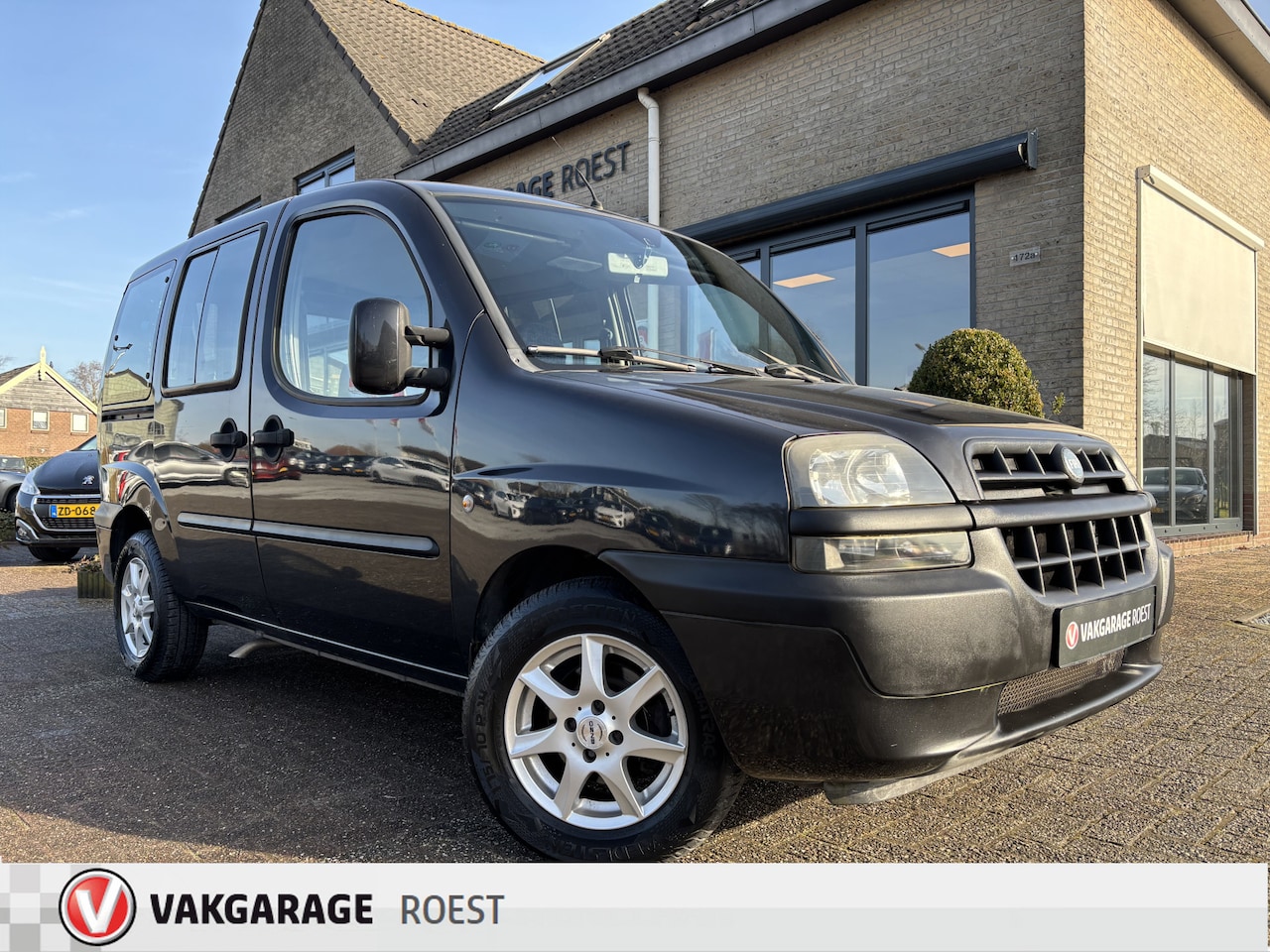 Fiat Doblò - 1.6 16V ELX Rolstoelauto 4+1 Airco / All-Seasons - AutoWereld.nl