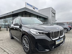 BMW X1 - xDrive25e M-sport Pano-dak|Memory|Harman-Kardon|DAB