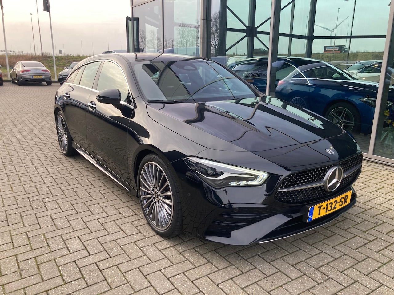 Mercedes-Benz CLA-klasse Shooting Brake - 200 AMG Line - AutoWereld.nl