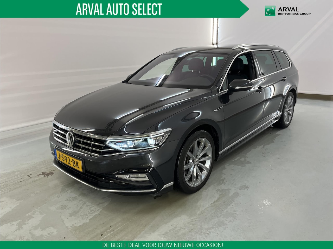 Volkswagen Passat Variant - 1.5 TSI 150pk Automaat Elegance Business R Line | Navi | Apple CarPlay | Camera | 18" Velg - AutoWereld.nl