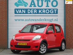 Daihatsu Sirion 2 - 1.0-12V Trend, GT pakket, Trekhaak, NL auto, APK 2-26