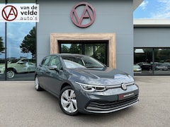 Volkswagen Golf - 1.5 eTSI 150pk Style | Camera | Alcantara | Dode hoek | Incl. 1 jaar Bovag garantie