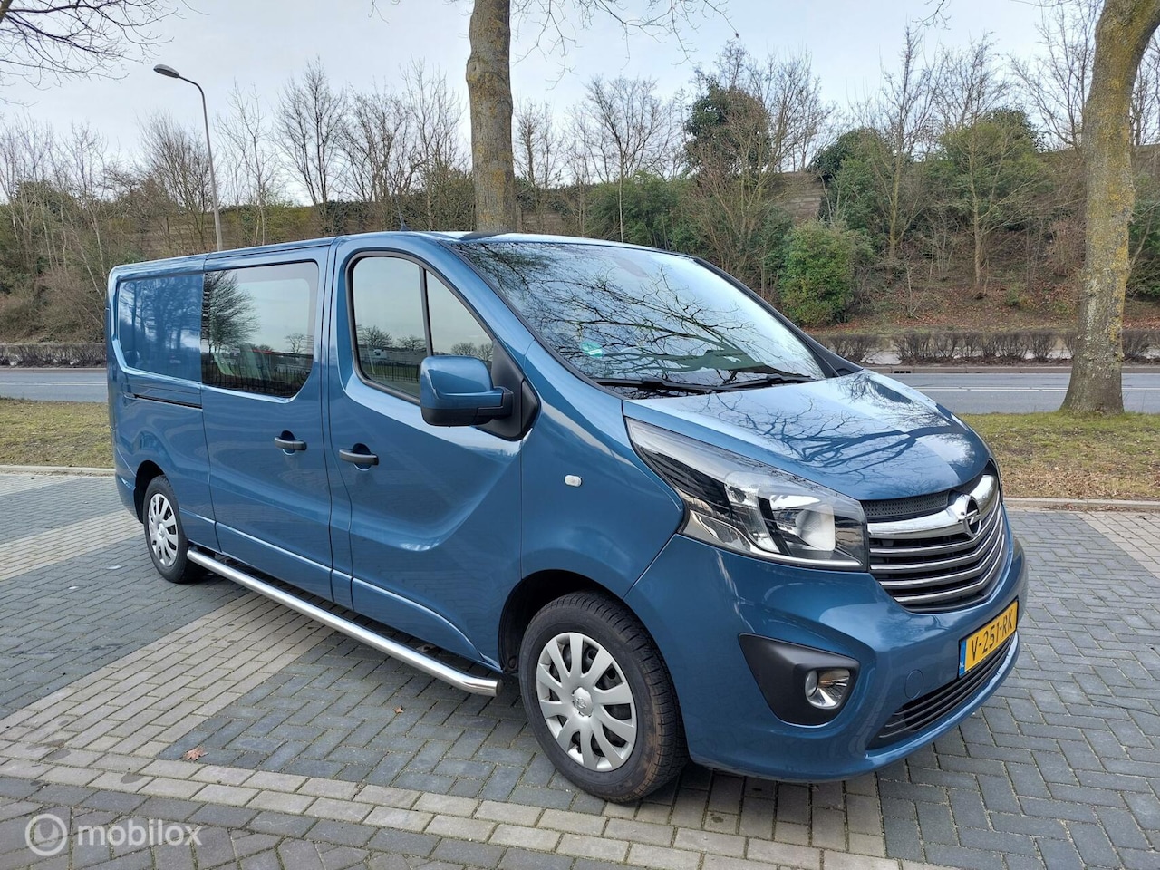 Opel Vivaro - bestel 1.6 CDTI L2H1 DC Sport Euro6 120pk 6pers NAP - AutoWereld.nl