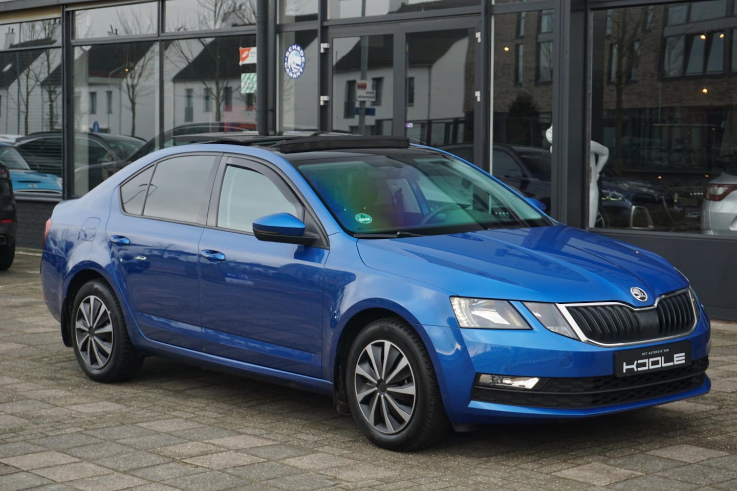 Skoda Octavia - 1.0 TSI Greentech Ambition Business | ACC | pano | trekhaak - AutoWereld.nl