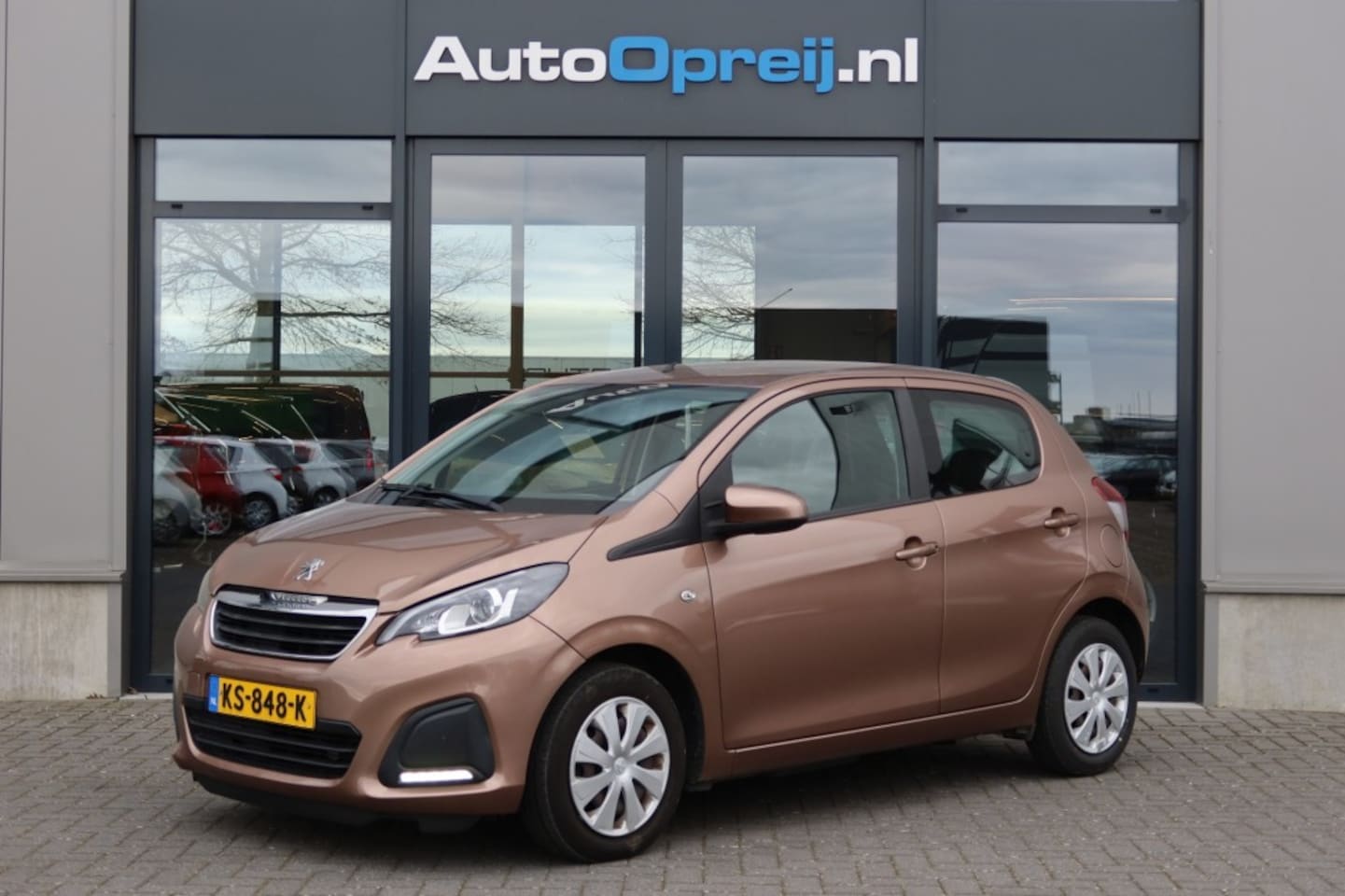 Peugeot 108 - 1.0 VTI Active 5drs. Airco, elec ramen, LED - AutoWereld.nl