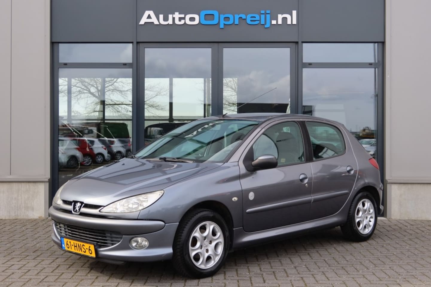 Peugeot 206 - 1.4 Generation 5drs. Airco, Cruise, Trekhaak - AutoWereld.nl