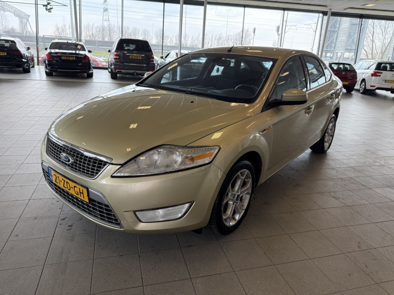 Ford Mondeo - 2.0-16V Titanium 2.0-16V Titanium - AutoWereld.nl