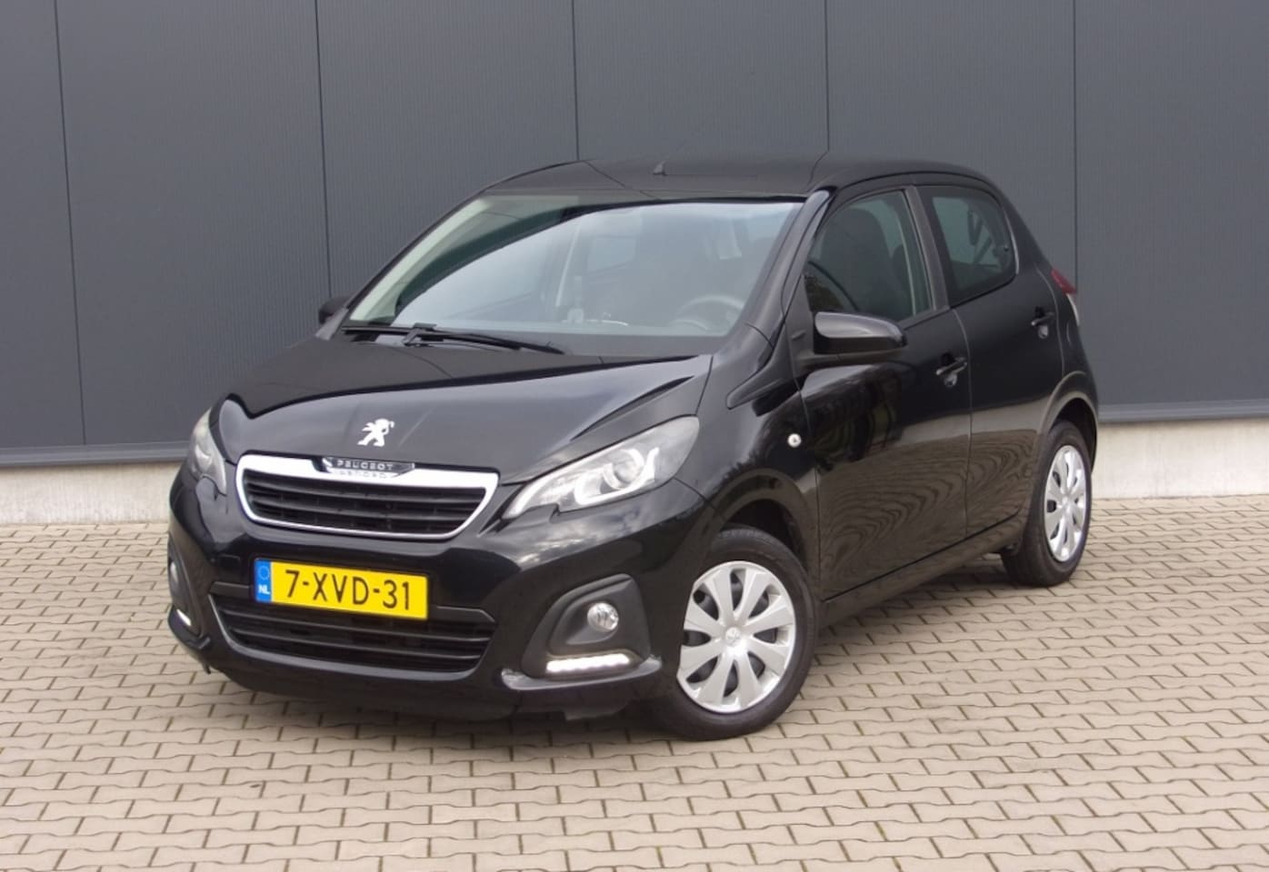 Peugeot 108 - 1.0 e-VTi Active | Airco | 5 deurs | Navigatie - AutoWereld.nl