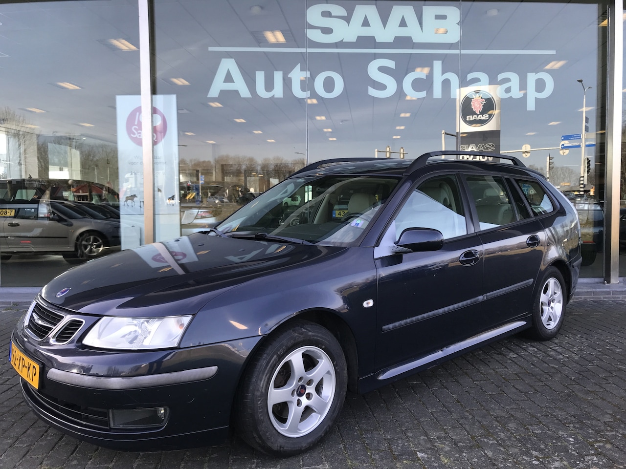 Saab 9-3 - Estate 1.8t Business | Rijklaar | Dakrails Mistlampen Stoelverwarming Parkeersensoren - AutoWereld.nl