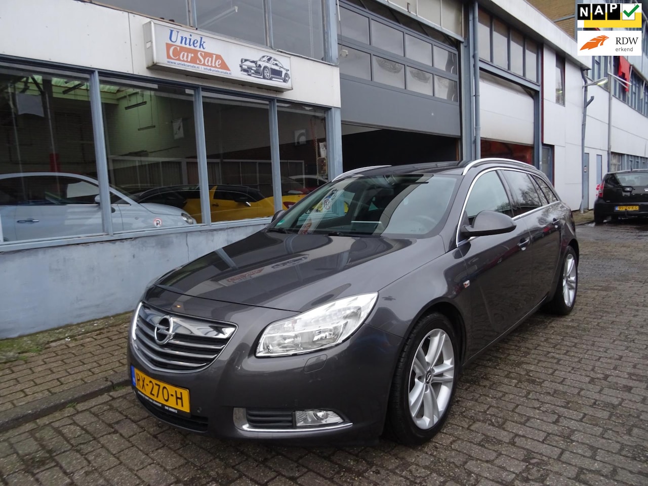 Opel Insignia Sports Tourer - 2.0 T Cosmo 2.0 T Cosmo - AutoWereld.nl