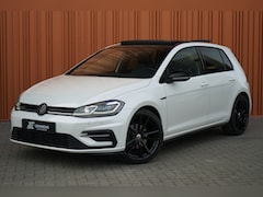 Volkswagen Golf - 1.5 TSI R-LINE DSG Panodak Virtual Dynaudio ACC Camera Keyless