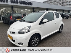 Toyota Aygo - 1.0-12V Dynamic Navigator Cruise Lmv Airco Nap