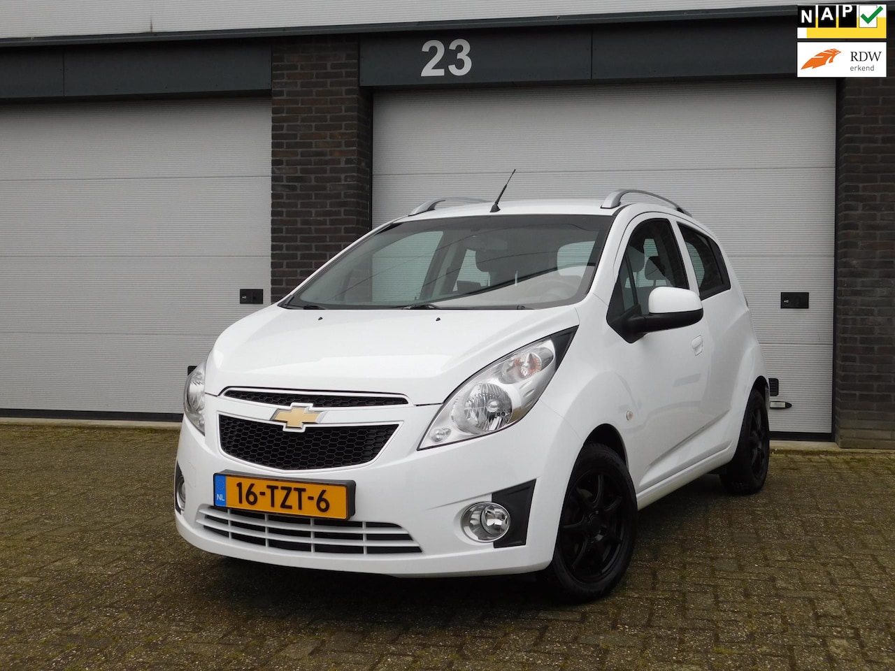 Chevrolet Spark - 1.0 16V LS Bi-Fuel WB 31euro per maand - AutoWereld.nl