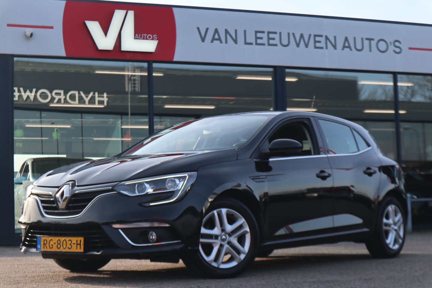 Renault Mégane - 1.5 dCi Eco2 Zen | Navigatie | Climate Control | APK 18-11-2025 | - AutoWereld.nl