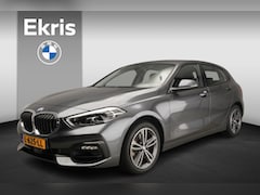 BMW 1-serie - 5-deurs 120i LED | Navigatie | Sportstoelen | Clima | PDC | Shadow line | DAB | Alu 17 inc