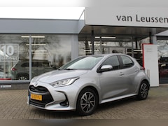 Toyota Yaris - 1.5 HYBRID DYNAMIC APPLE/ANDROID 16"LM-VELGEN LED-PAKKET NL-AUTO