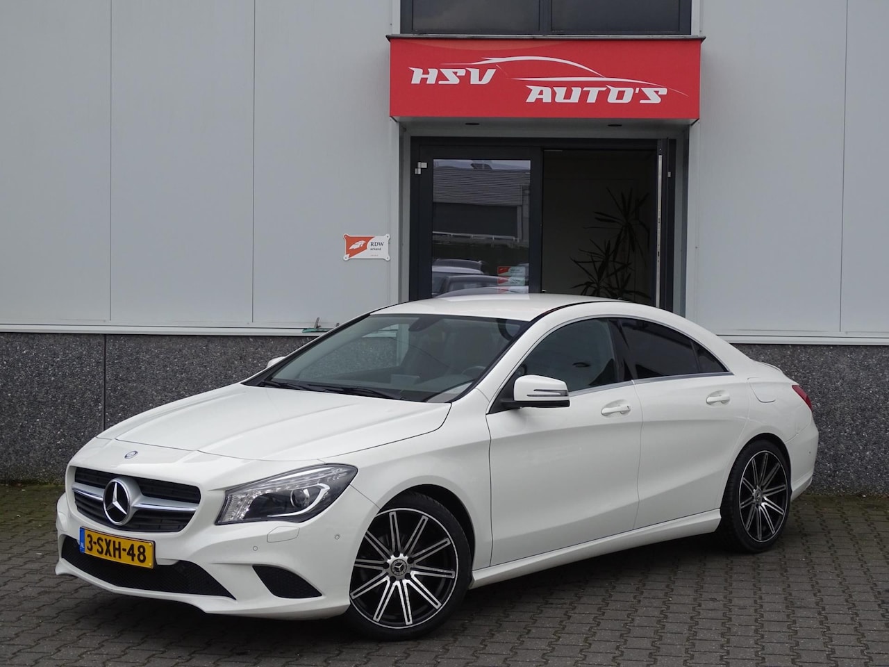 Mercedes-Benz CLA-Klasse - 180 BlueEFF. Ambition navi LM airco org NL - AutoWereld.nl