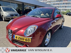 Alfa Romeo MiTo - 0.9 TwinAir Distinctive Navi Leer 17' Lmv Pdc NAP